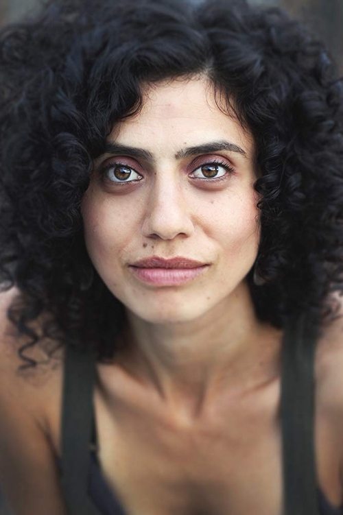 Ava Eisenson as Jenna