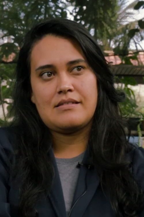 Lara Ohany de Souza as 