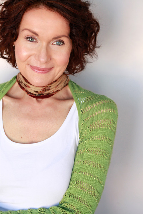 Maura M. Knowles as Vanessa