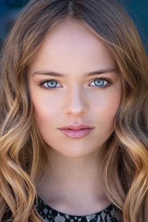 Kristina Pimenova as Singing Child