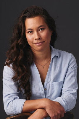 Peata Panoho as Maianui Medicine Woman