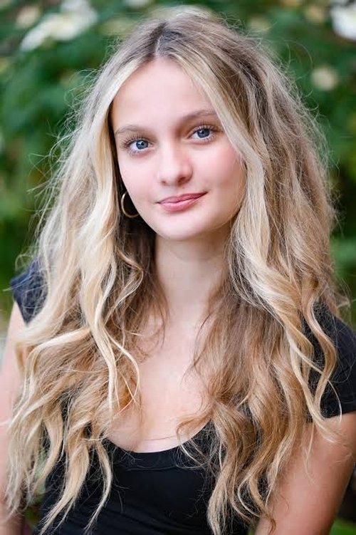 Amelie McLain as The Little Pale Girl