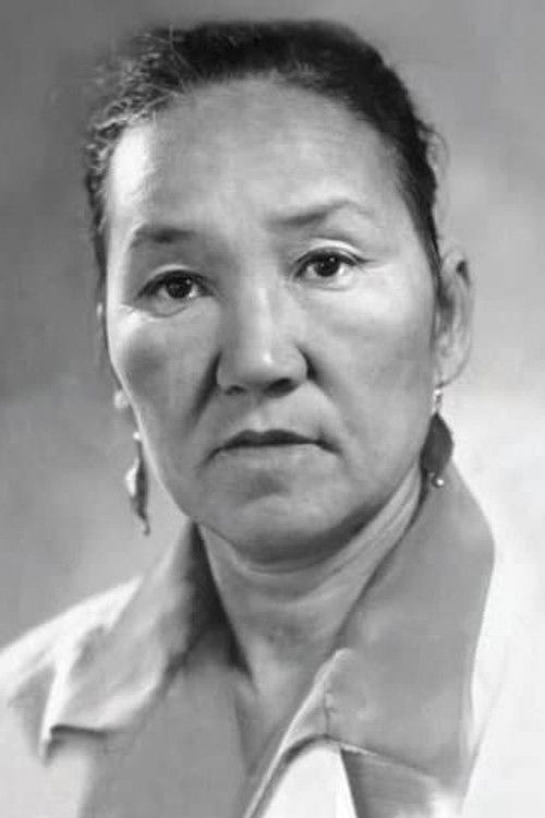 Sulyū Allamuratova as 