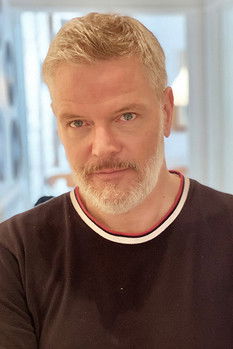 Sébastien Joannette as The Individual (Segment "L'Individu")