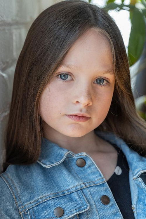 Agathe Ledoux as Fillette roumaine