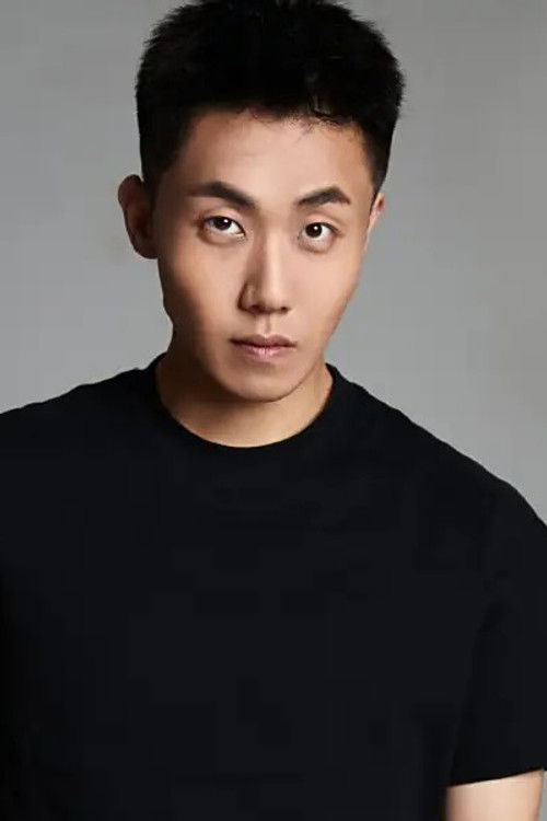 Luo Shengdeng as Mr. Deng/Justice Man