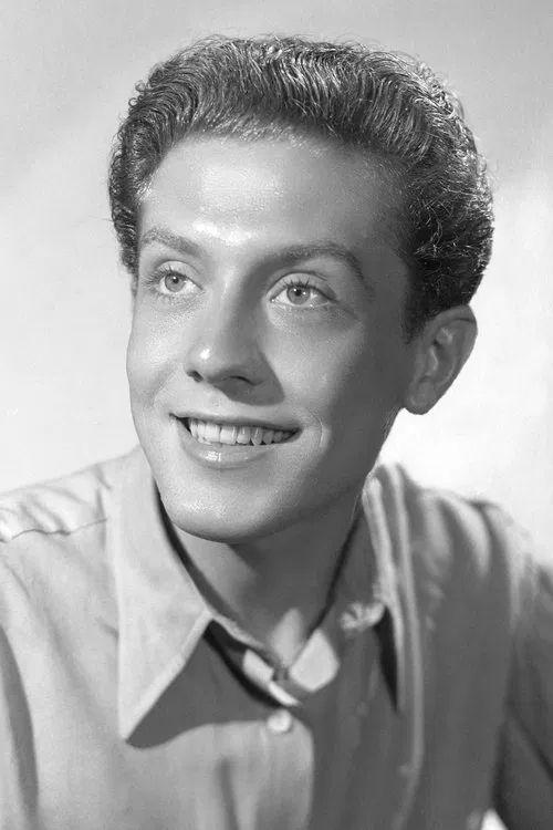 Ferenc Kállai as Igazgató