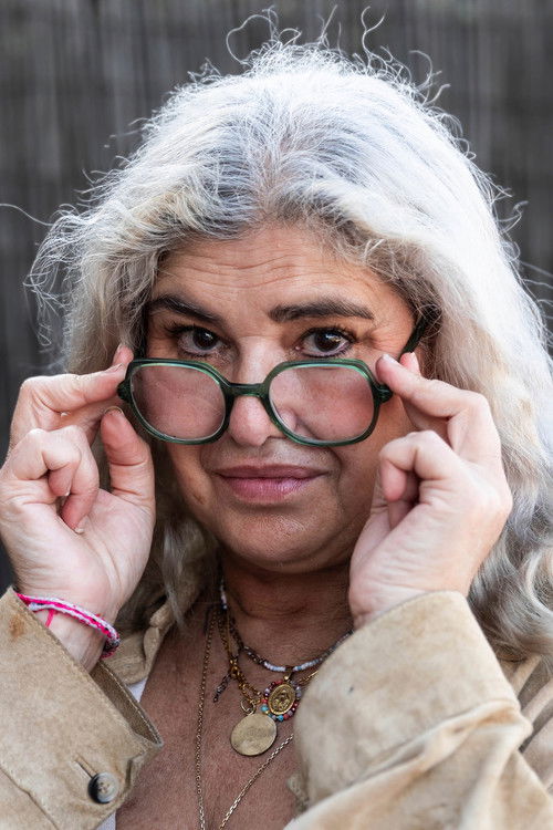 Lucía Etxebarría as 