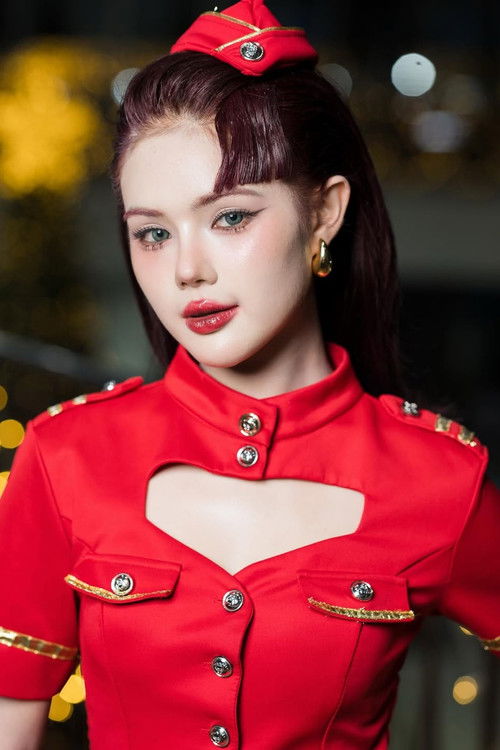 Tanutcha Taikham as Fern