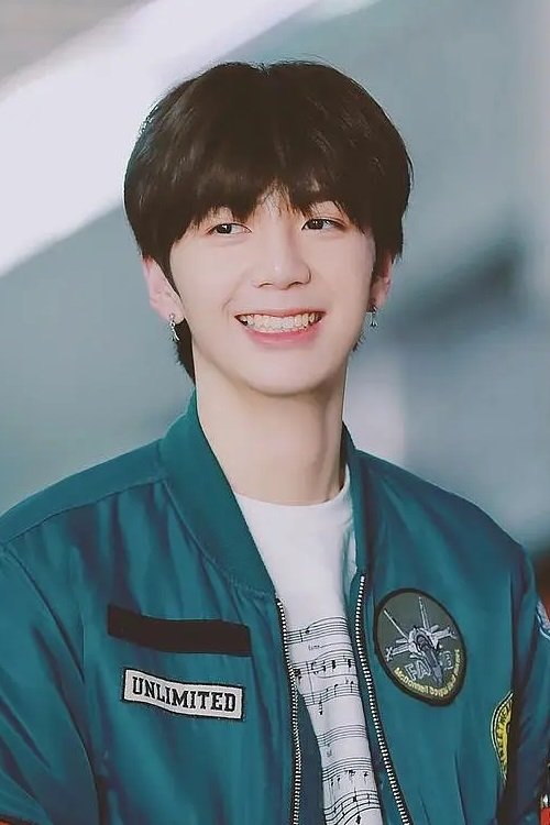 Zhang Gaolian as Lu Sheng