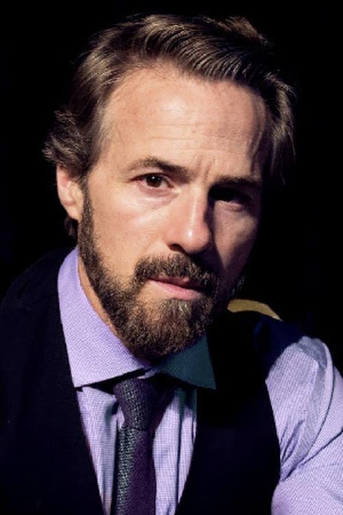 Troy Mundle as Chris Albers