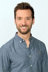 Daniel Aßmann as Self - Moderator