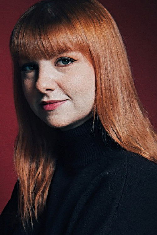 Lorna Lennon-Dalziel as Reader