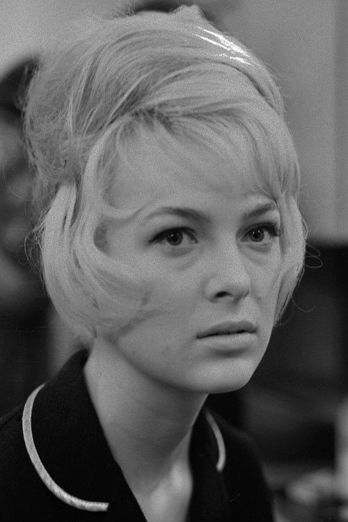 Jana Gýrová as Teacher