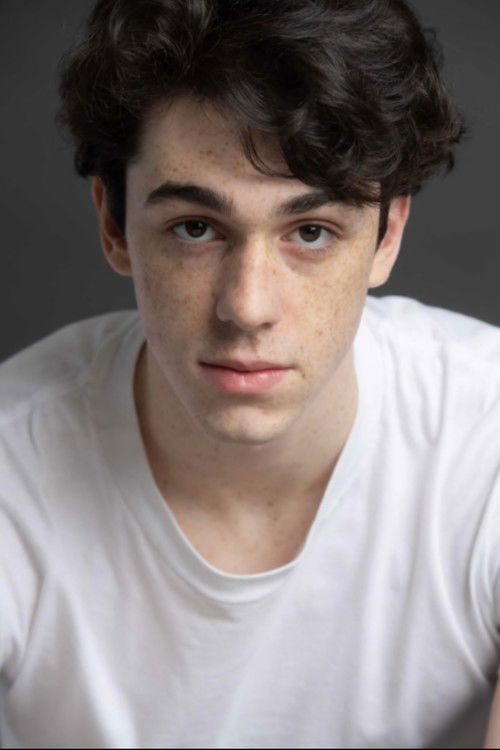 Jesse Boitel as Robbie