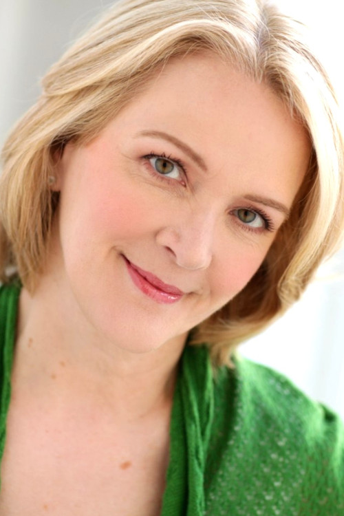 Kelly Kirklyn as Barb