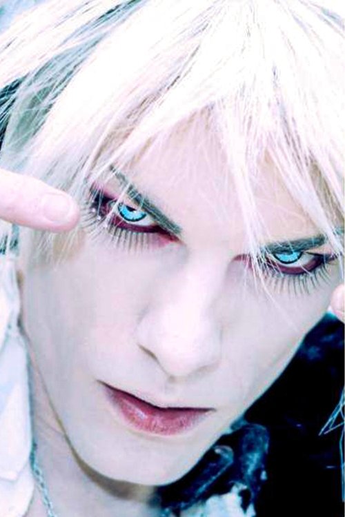 Perish Dignam as Sabian