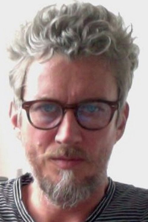 Andrew Hayes as Mr. Vondas