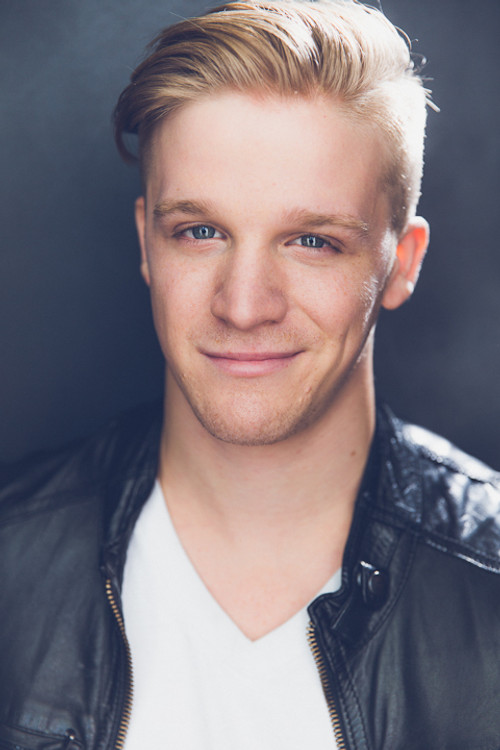 Jacob Nichols as Rob
