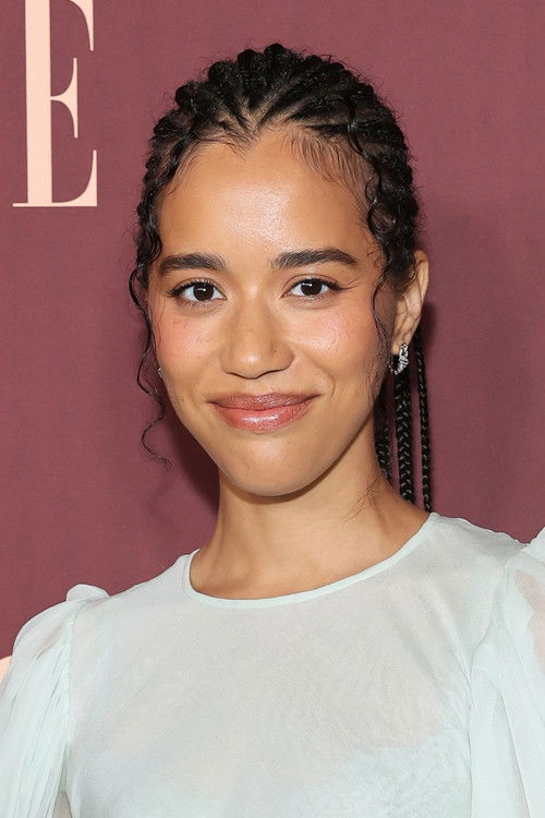 Jasmin Savoy Brown as Hannah