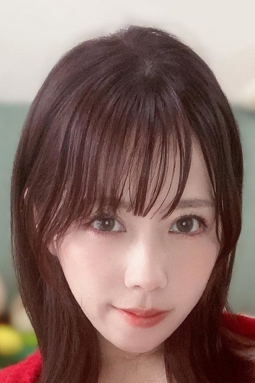 Ami Kasai as Female College Student