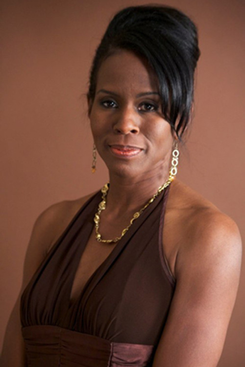 LaRita Shelby as Carole