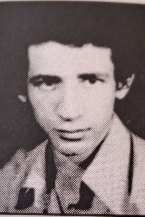 Sherif Yehia as الطفل (محمود)