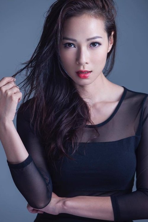 Hidy Yu as Yang Lingchen