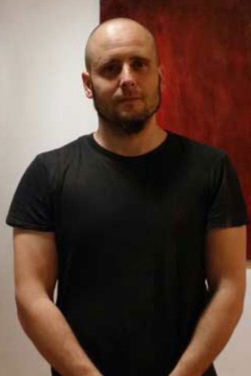 Adrián Cardona as Orlando