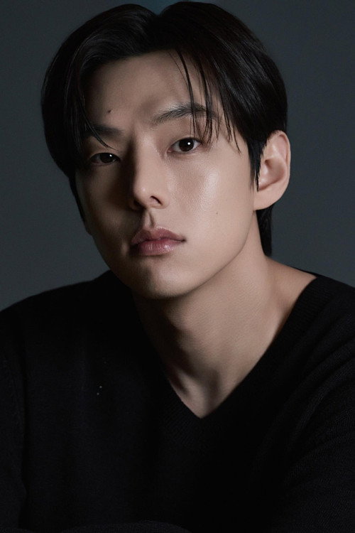 Oh Min-soo as Cheon Sang-won