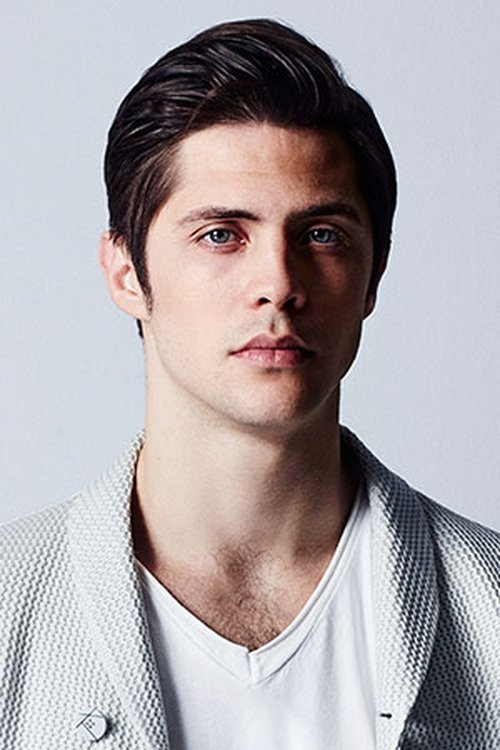 Barış Alpaykut as Osman