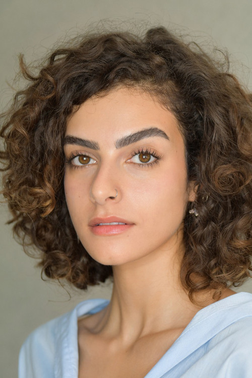 Jiana Awwad as Undercover cop