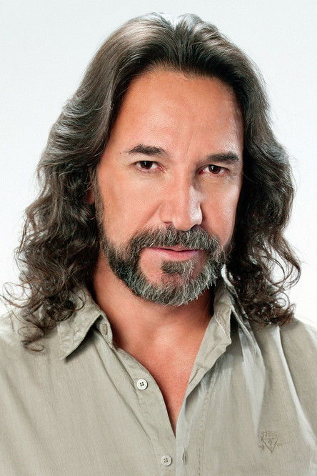 Marco Antonio Solís as 