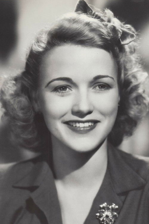 Gloria Pope as Saundra