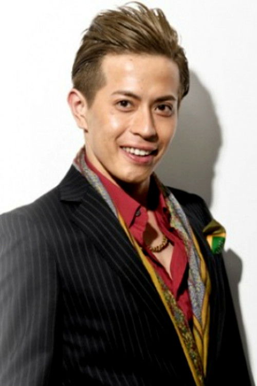 Yûsuke Tomoi as Lieutenant Susumu Hayama
