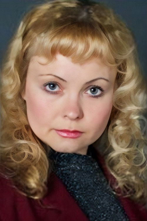 Viktoriya Rayevskaya as Nurse