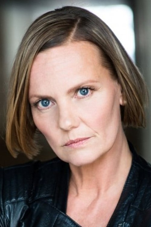 Anke Schwiekowski as Kristin