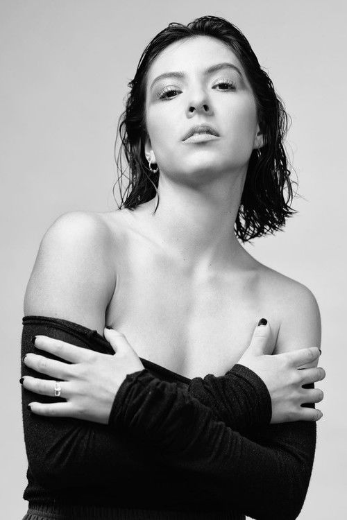 María Kemp as Fernanda