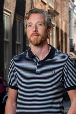 Bas van Wageningen as Bass