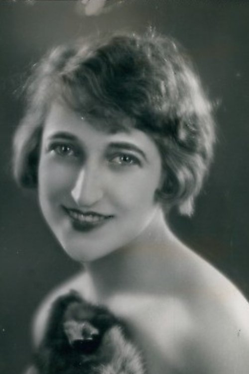 Sylvette Fillacier as Thérèse