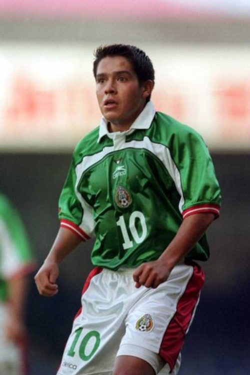 Luis Ignacio González as Himself