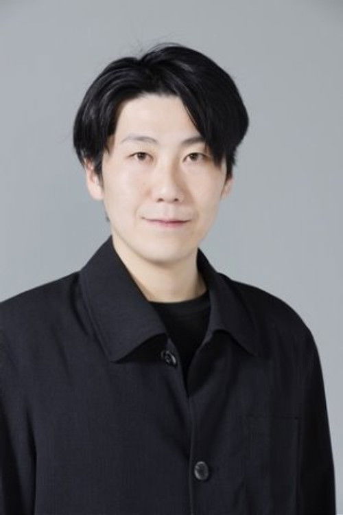 Atsuo Hasegawa as Café Waiter (voice)