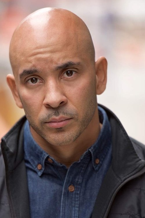 Victor Almanzar as Vic