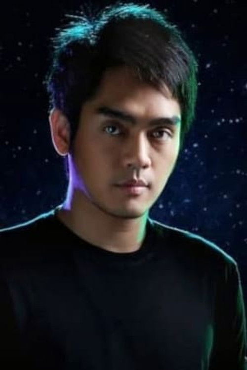 Thanadol 'Pid' Changsawek as Bass