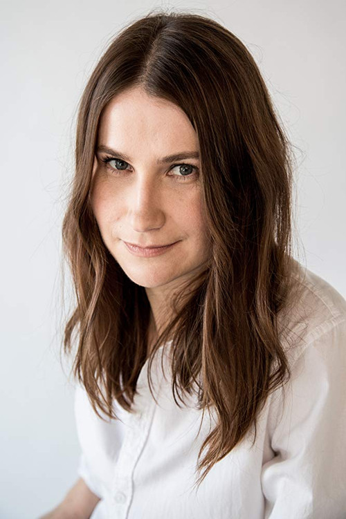 Cristina Flutur as Ana