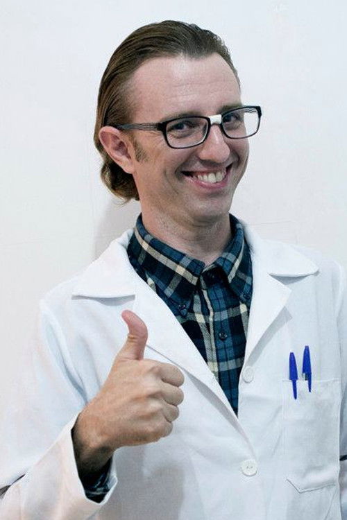 Douglas Sapia as Fredy Duboc