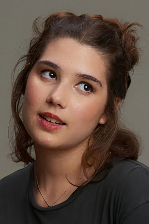 Antonia Périssé as Luna