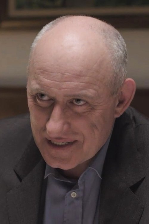 Stanislav Pishtalov as Doctor #1