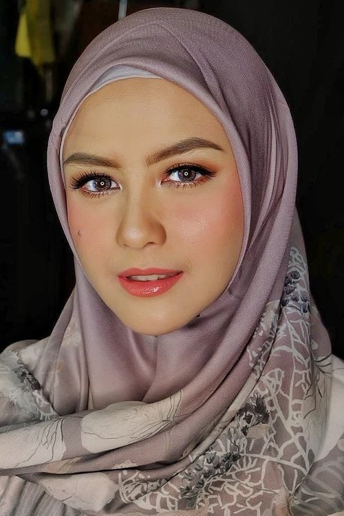 Revalina S. Temat as Maya