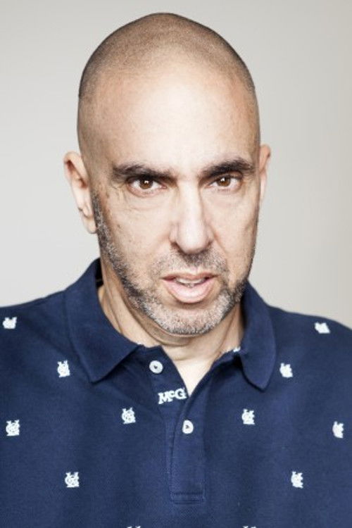 Gadi Rabinowitz as Qumiri Agent